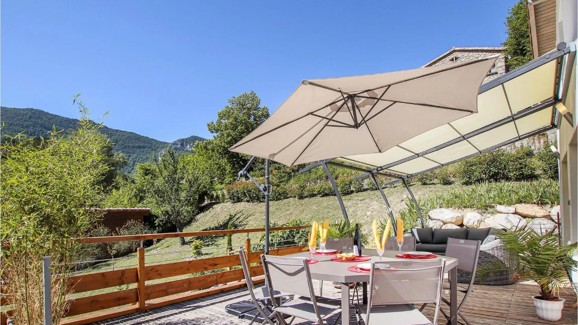 Amazing Home In Espenel With Wifi 0*,