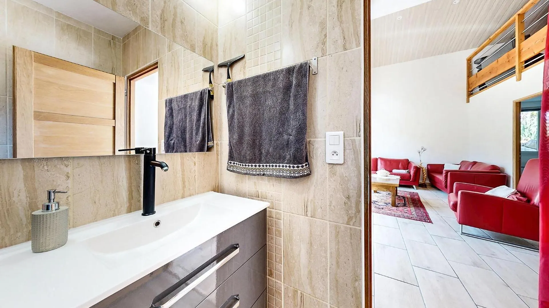 Amazing Home In Espenel With Wifi France