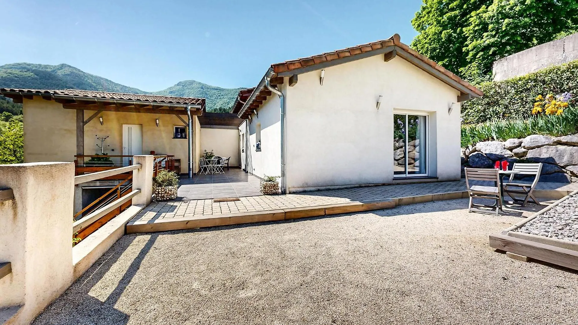 Amazing Home In Espenel With Wifi